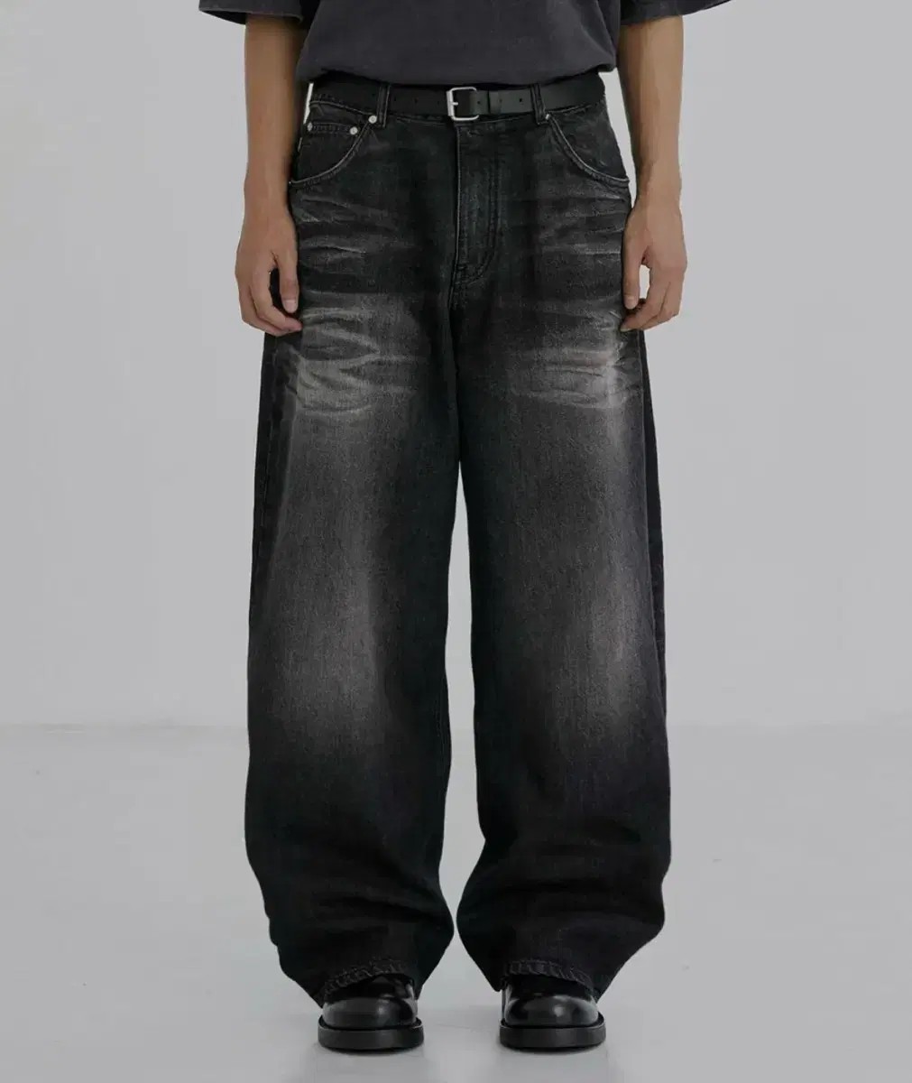 브랜디드 1702 블랙 워리어 진 black warrior jeans